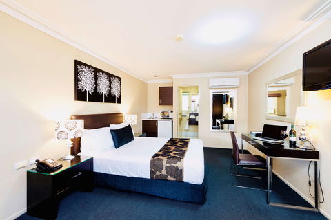 Best Western PLUS Ambassador On Ruthven - Accommodation Gold Coast 0