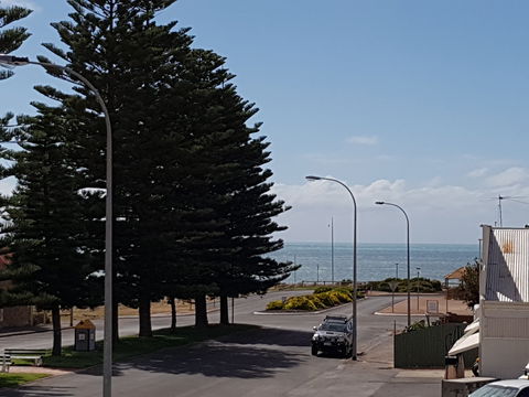 Blue Manna Waters - Apartment B - Accommodation Gold Coast 1