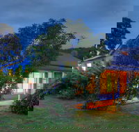 Castaway Cottage
