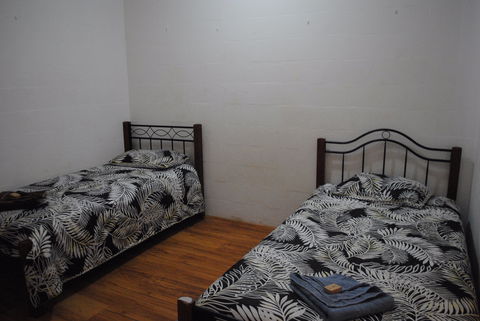East Arnhem Real Estate - 6B Isal - Accommodation Gold Coast 2