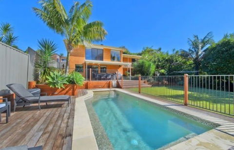 Flynns Beach Retreat - Gold Coast 4U 0