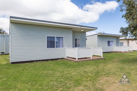 Geraldton Belair Gardens Caravan Park - Accommodation Gold Coast 1