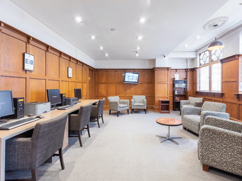 Ibis Styles Kingsgate Hotel - 1 Gold Coast 2