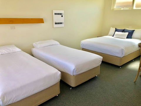 Marina Motel Rooms - Gold Coast 4U 2