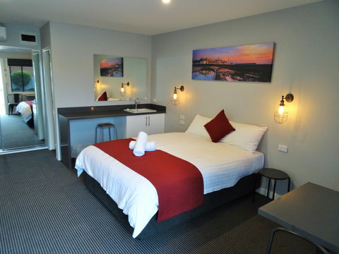 Merewether Motel - Gold Coast 4U 1