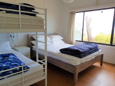 Minlacowie - Accommodation Gold Coast 2