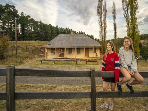 Old Trahlee - Accommodation Gold Coast 1