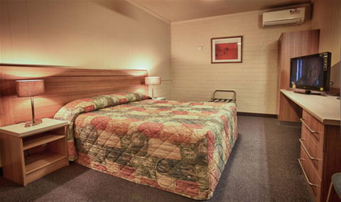 Opal Inn Hotel - Accommodation Gold Coast 2