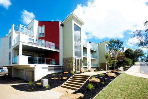 Phillip Island Towers - Accommodation Gold Coast 1