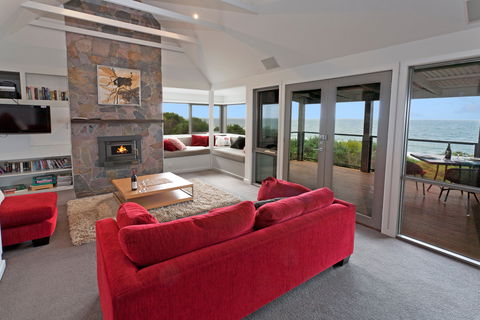 Points South By The Sea - Accommodation Gold Coast 0