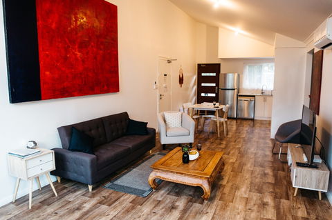 Premalaya - Accommodation Gold Coast 2