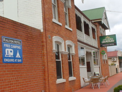Railton Hotel - Accommodation Gold Coast 1