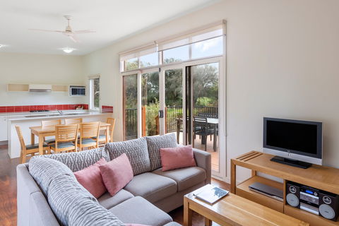 Ramada Resort By Wyndham Phillip Island - Gold Coast 4U 1
