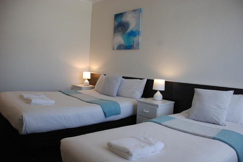 Red Carpet Motel - Gold Coast 4U 0