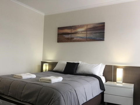 Red Carpet Motel - Gold Coast 4U 2