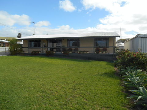 Roshy's Retreat - Accommodation Gold Coast 0