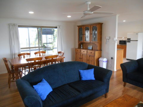 Roshy's Retreat - Accommodation Gold Coast 2