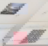 Springtide Studio Apartments - Accommodation Gold Coast