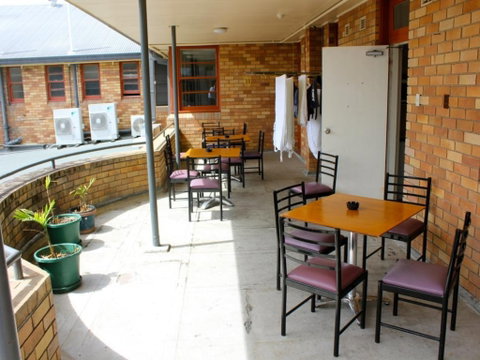 The Belmore Hotel - Accommodation Gold Coast 2