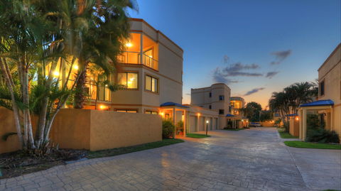 The Grange Resort Hervey Bay - Accommodation Gold Coast 1