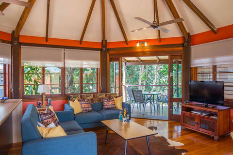 The African Village - By Clouds - 1 Gold Coast 2