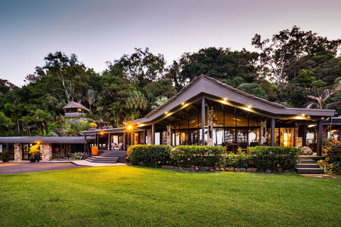 Trinity Beach Palace - Accommodation Gold Coast 1