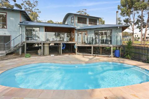 Tura Tree House - Accommodation Gold Coast 1
