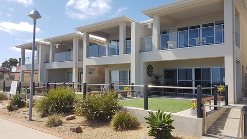 Wallaroo Jetty Holiday Accommodation - Accommodation Gold Coast 1