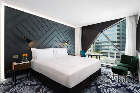 West Hotel, Curio Collection By Hilton - Accommodation Gold Coast 2
