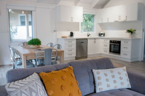 McMillans Of Metung Coastal Resort - Accommodation Gold Coast 6