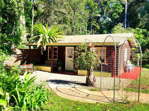 Curtis Falls Mountain Retreat - Accommodation Gold Coast 7