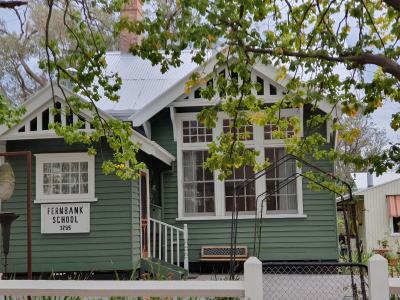 Old School Bed And Breakfast - Accommodation Gold Coast 3
