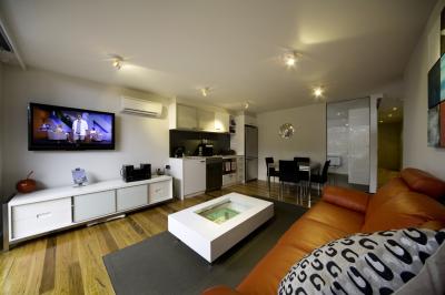 5 Knots Metung - Accommodation Gold Coast 1