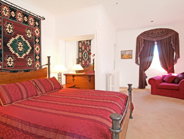 Crest Castle Bed And Breakfast - Accommodation Gold Coast 3