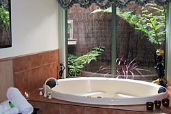Eagle Hammer Cottages - Accommodation Gold Coast 4