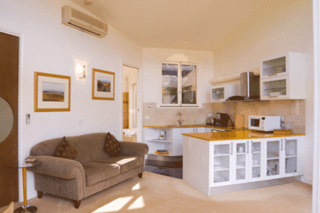 The Gatehouse At Villa Raedward - Accommodation Gold Coast 2