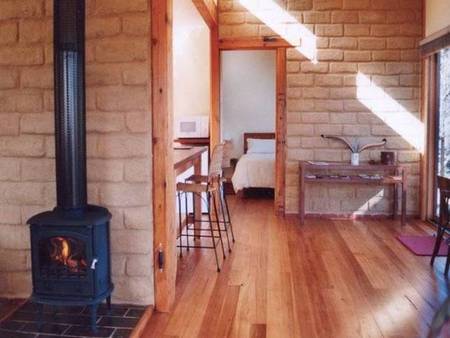 Lyrebird Cottages - Accommodation Gold Coast 4
