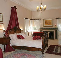 Yuulong Bed and Breakfast - Gold Coast 4U