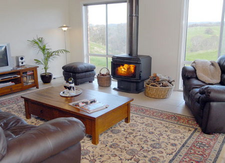 Hut On The Hill Heathcote - Accommodation Gold Coast 2