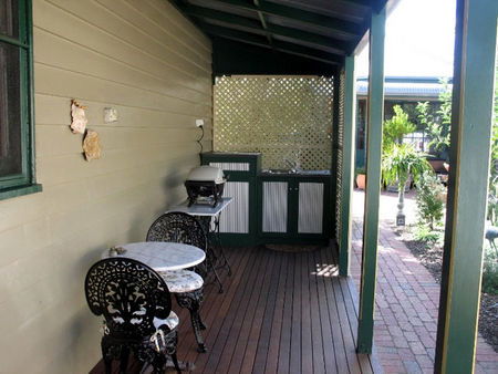 Trafalgar Cottage - Accommodation Gold Coast 4