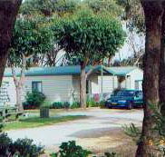 The Lakes Beachfront Holiday Retreat - Accommodation Gold Coast