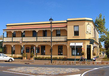 Seaview House - Accommodation Gold Coast 0