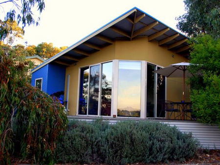 South Beach Haven - Accommodation Gold Coast 0