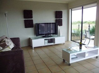 On The Esplanade - Accommodation Gold Coast 1