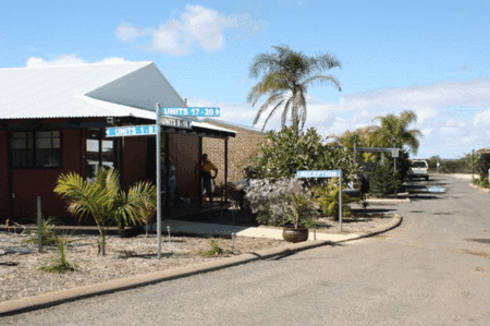 Carnarvon Central Apartments - Accommodation Gold Coast 3