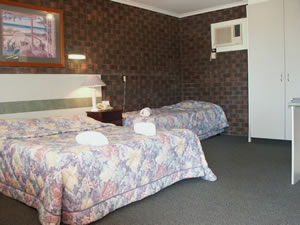 City Lights Motel - Accommodation Gold Coast 0