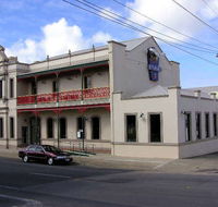 Mitchell River Tavern - Accommodation Gold Coast