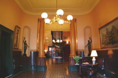 Vue Grand Hotel - Accommodation Gold Coast 1