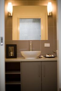 Gallery Apartments - Accommodation Gold Coast 2