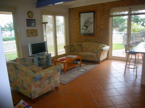 Dockside Waterfront Indulgence - Accommodation Gold Coast 3